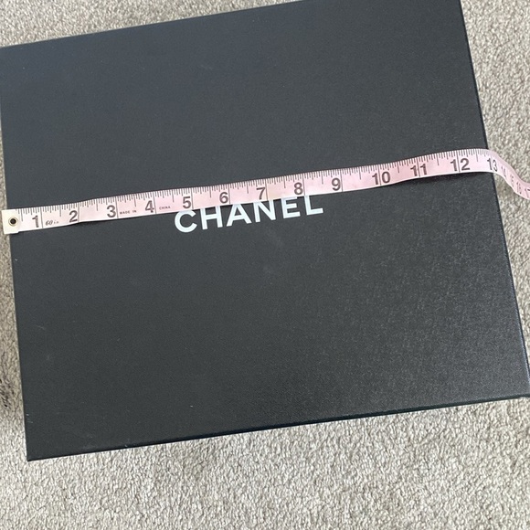 CHANEL Storage box Original - Picture 7 of 9